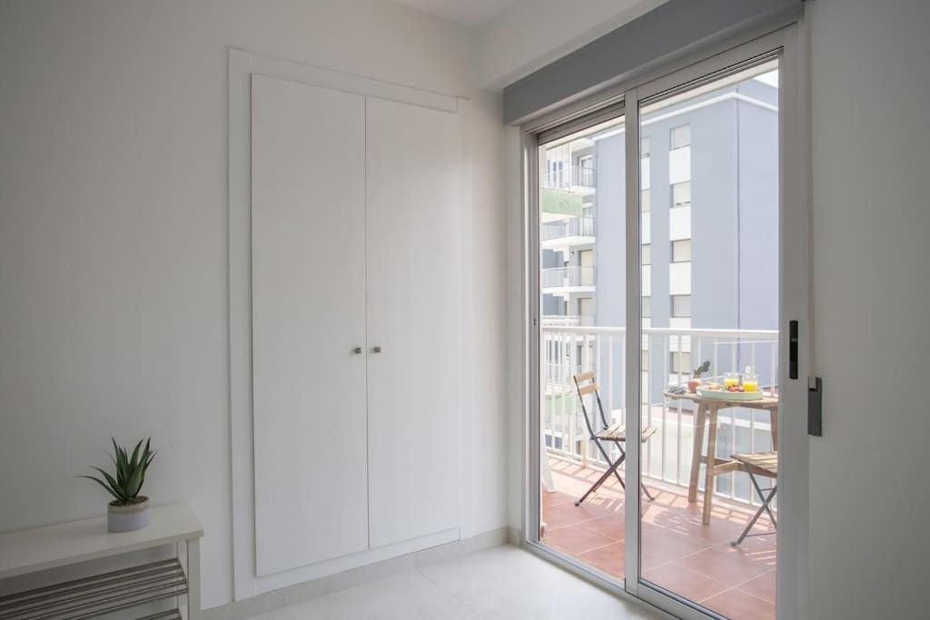 Singularstays Cullera V 外观 照片